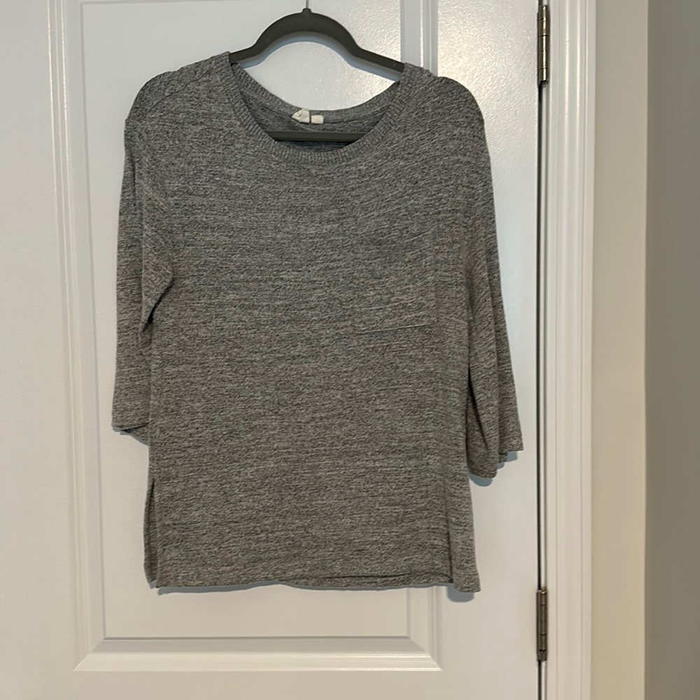 Gap gray sweater